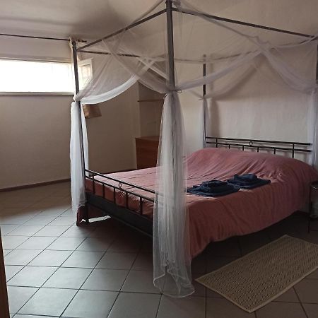 Il Ballatoio Di Giulia Apartment อัสตี ภายนอก รูปภาพ