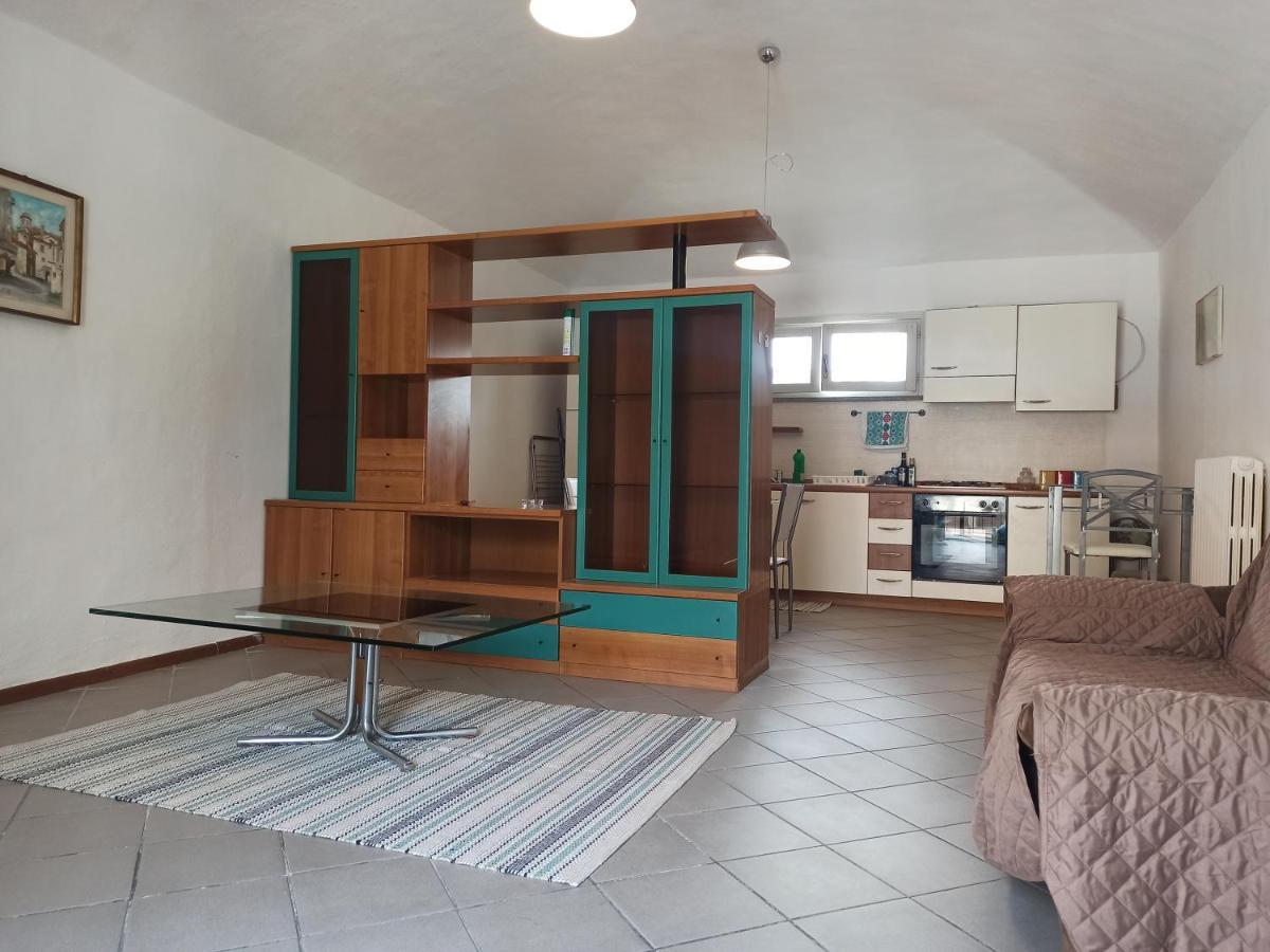Il Ballatoio Di Giulia Apartment อัสตี ภายนอก รูปภาพ